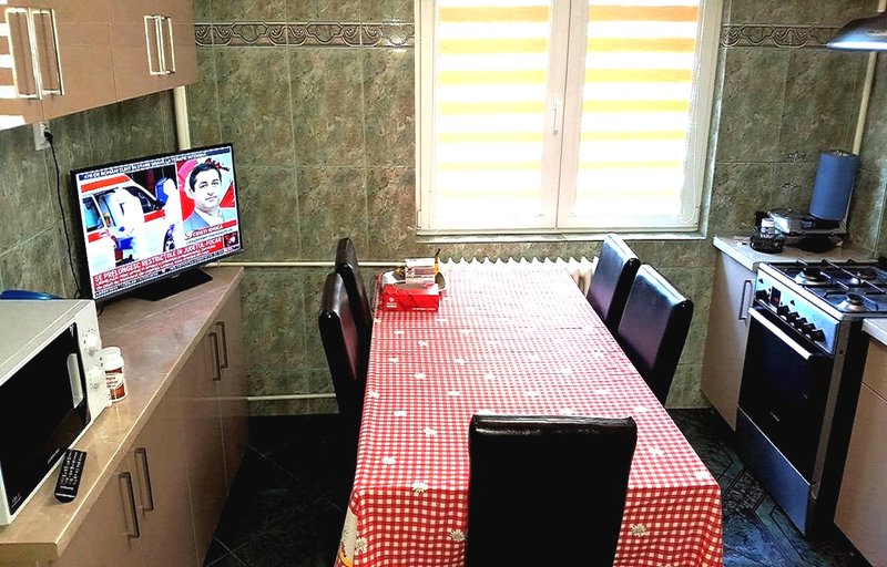 Ingrijitoare interna pt. batran putin deplasabil